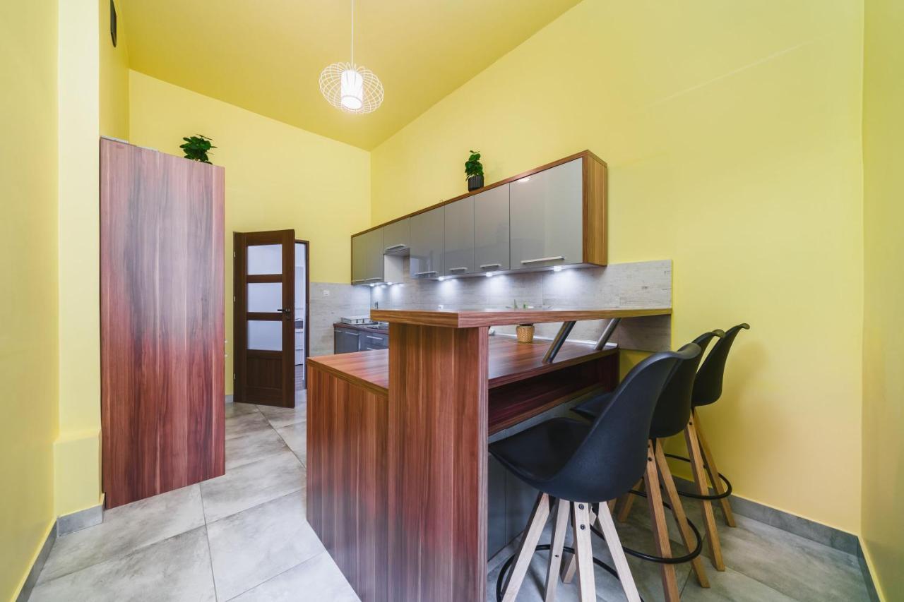 Barbakan Residence Old Town Краков Экстерьер фото